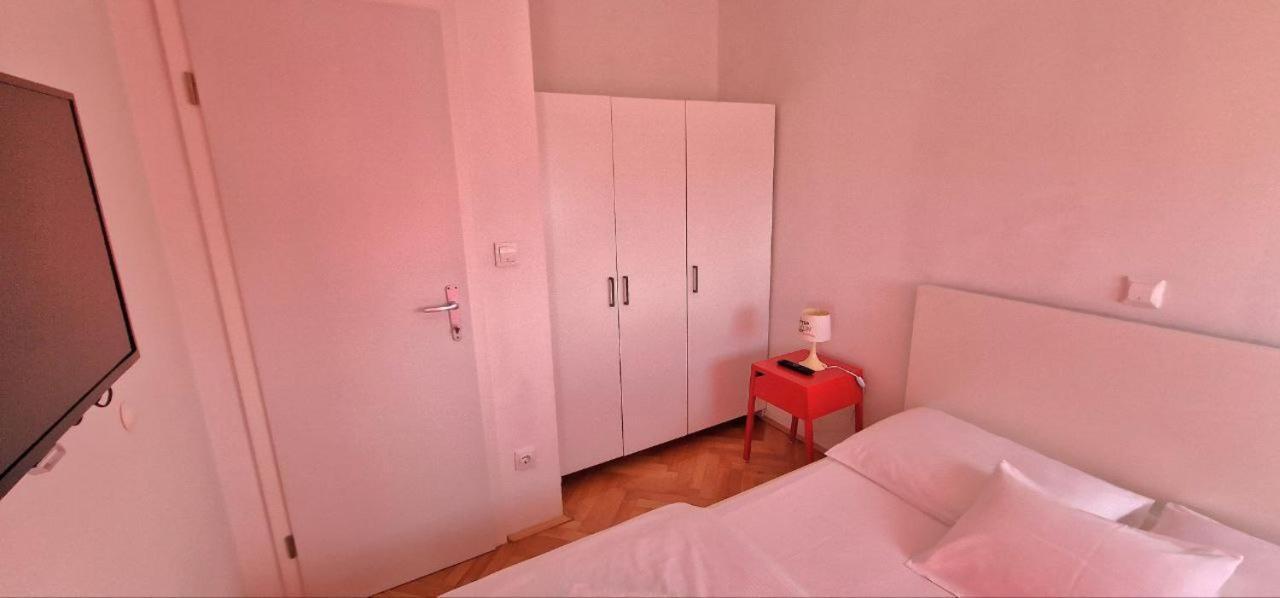 Apartments Zvone Сплит Екстериор снимка