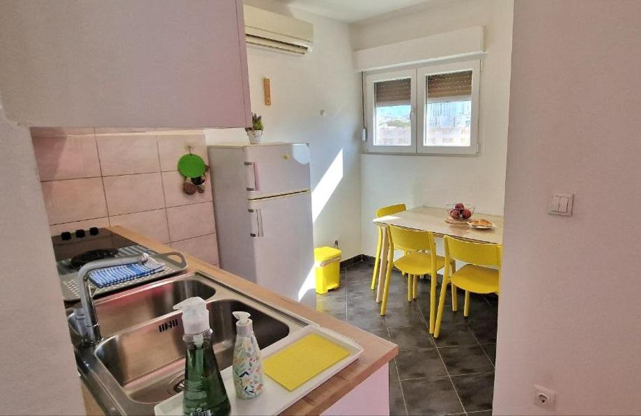 Apartments Zvone Сплит Екстериор снимка