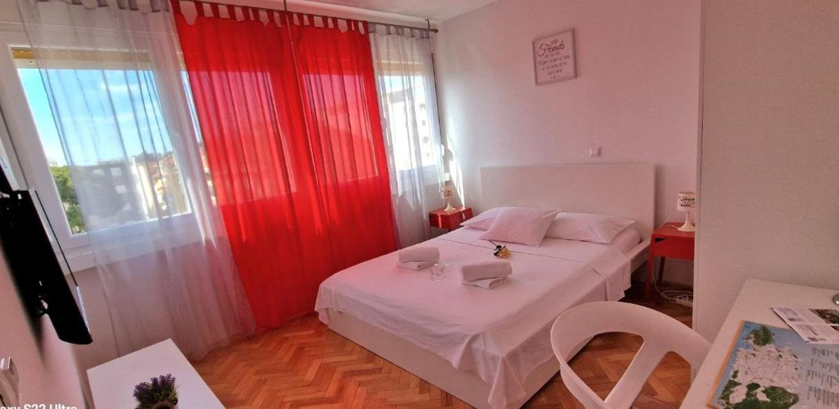 Apartments Zvone Сплит Екстериор снимка